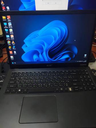 Acer Full HD DDR4 4GB SSD 256GB HDD 500GB