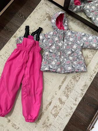 Продам комбинезон. На девочку. Весна-осень