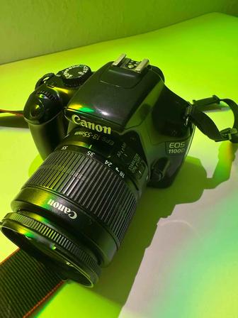 Продам фотоаппарат Canon 1100D! Торг!