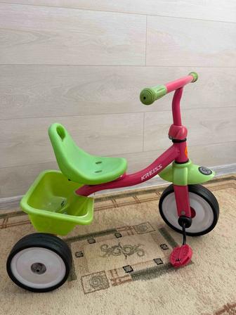 Продам велосипед трехколесный детский