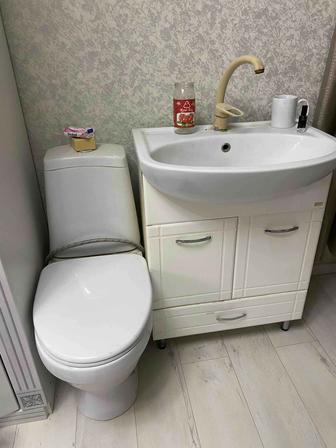 Продам унитаз и раковину