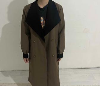 Плащ сатылады новый