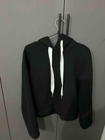 Укороченная кофта