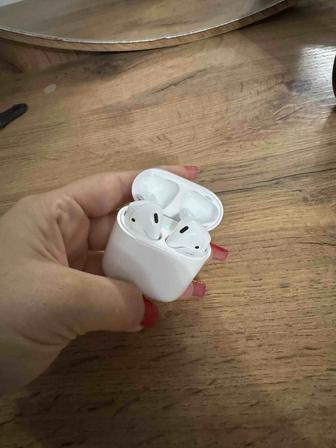 Airpods 2