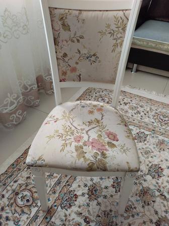 Продам стулья мягкие