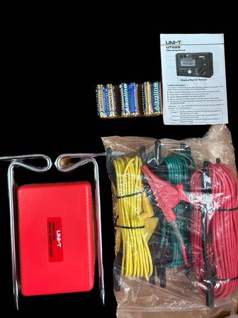 UNI-T Мультиметр Мегаомметр UNI-T UT522 цифровой Измеритель сопротивления з