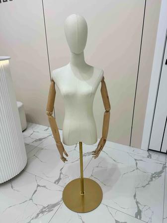 Стильный Манекен