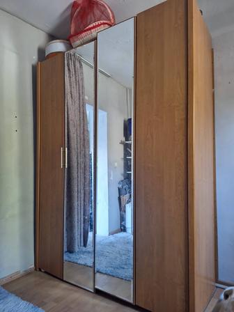 Продам шкаф