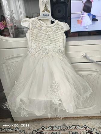 Прокат платье на возраст от года до 12 лет и 40-46 р