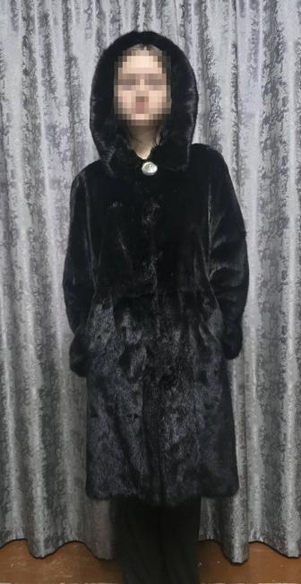 Продам норковую шубу