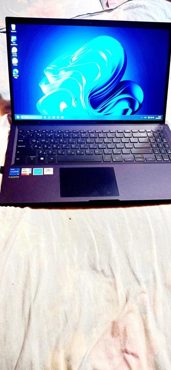 Ноутбук ASUS ExpertBook В1