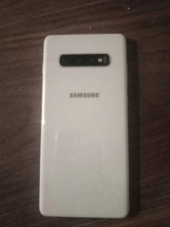 Телефон Samsung galaxy S10 plus