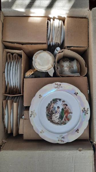 Чайный сервис Мадонна на 12 персон.