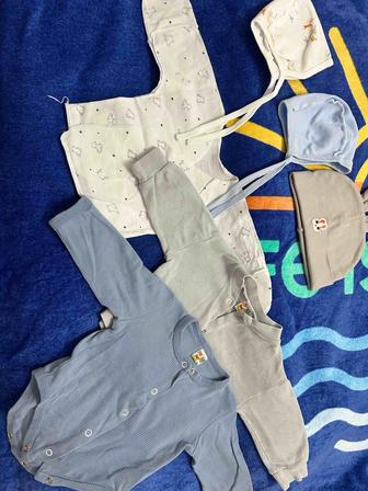 Отдам детскую одежду для новорожденных