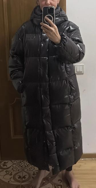 Продам пуховик Tommy Hilfiger