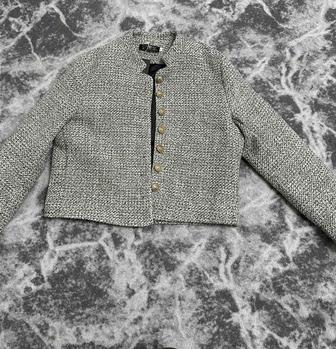 Продам классный пиджак,новый с этикеткой