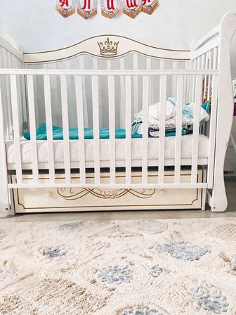 Манеж с комодом