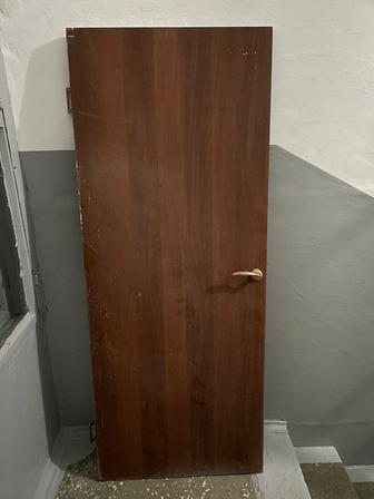Продам дверь дерево