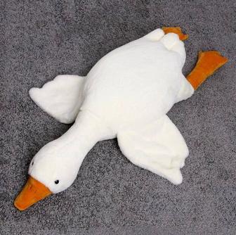 Продам мягкую игрушку Гусь- обнимусь