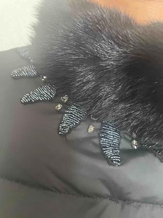 Продам зимнюю куртку в отличном состояни и