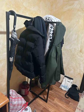 Вешала напольные для магазина одежды