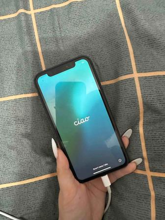 Продам айфон 11