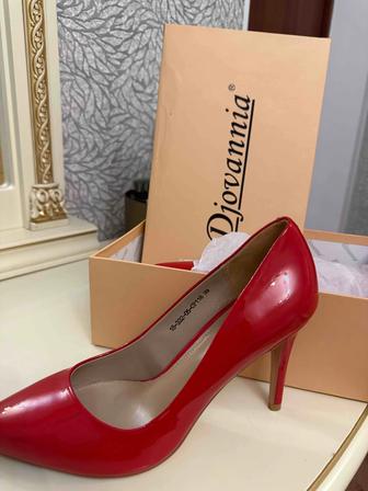 Красные туфли