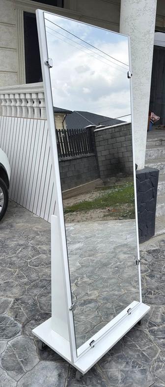 Продается зеркало