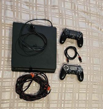 Продам Play Station 4