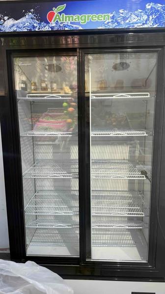 Холодильник витринный