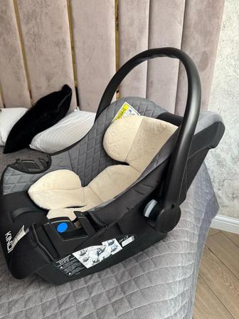 Продам автокресла Babyton Kindi 0 (до 13 кг)
