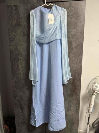 Продам новое платье