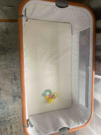 Продам детскую кроватку