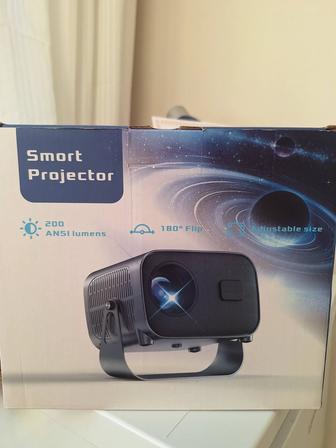 Продам проектор с яркостью 200 ANSI люмен. Идеален для небольших помещений,