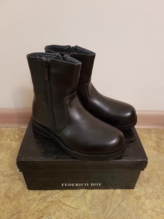 Продам сапоги 29 размер длина стельки 19 см