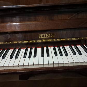 Petrof пианино