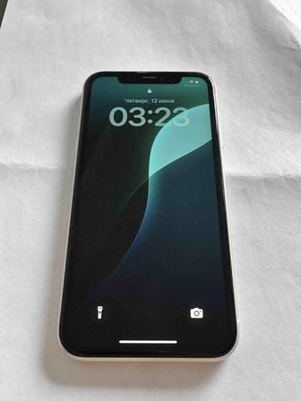 iPhone 11 64GB Белый