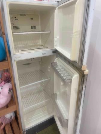 Продается холодильник