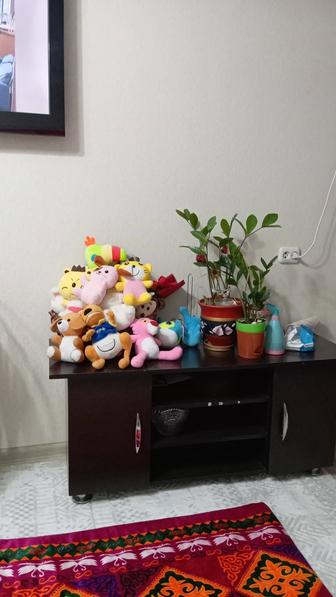 Тумбочка подставка