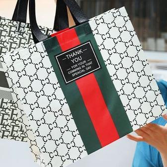 Пакет подарочный полиэтиленовый