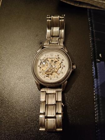 Продам Часы