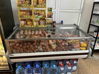 Продам витринный холодильник для молочки