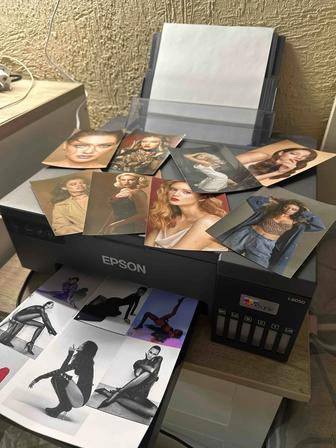 Продам цветной струйный принтер Epson L8050