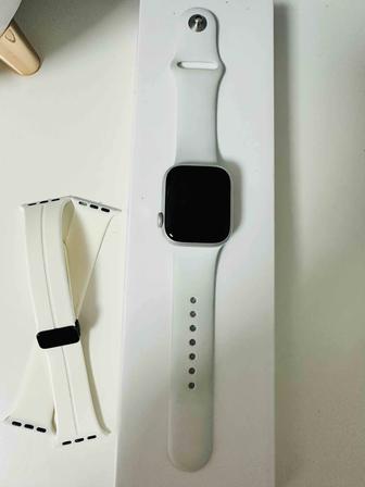 Продам Apple watch 8, 41см