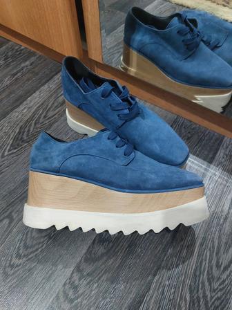 Кроссовки Stella McCartney на платформе. 34 размера