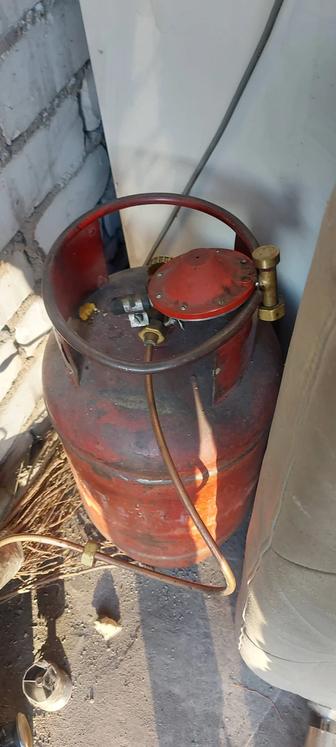 Продам спец баллон газовый