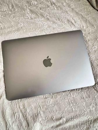 Продам MacBook