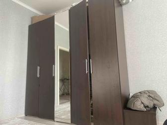 Продам шкаф двумя тумбами