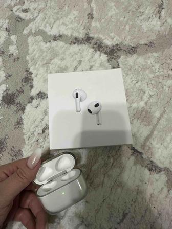 Продам кейс air pods 3rd