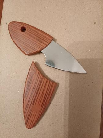 Продам Нож-брелок.